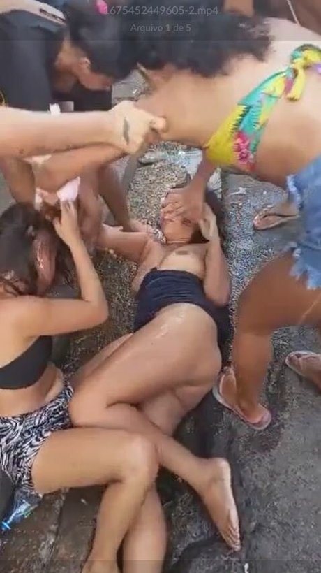 Mulheres Brigando onlyfans pic