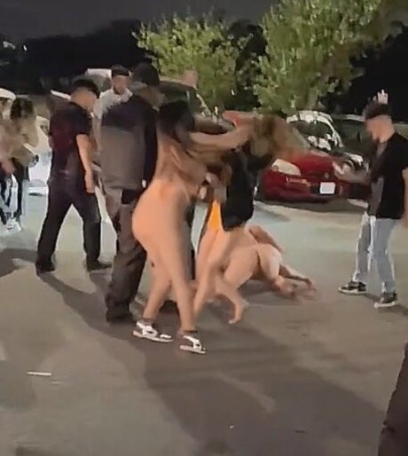 Mulheres Brigando onlyfans nude pics