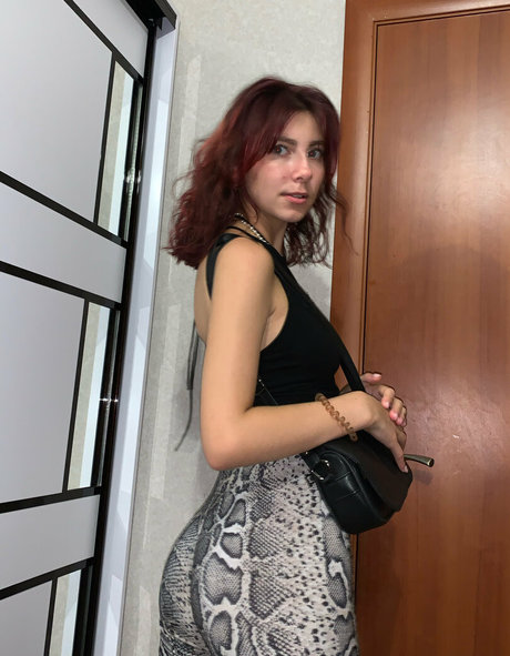 zlatka lesenok nude porn onlyfans