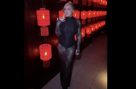 Stephanie Affleck nsfw onlyfans