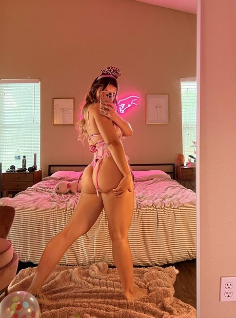 laurentheworm nude on onlyfans