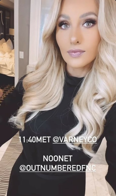 Tomi Lahren Profile pic