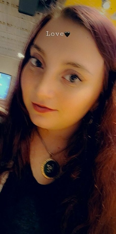 sarahyournaughtygirl69 onlyfans porn nude