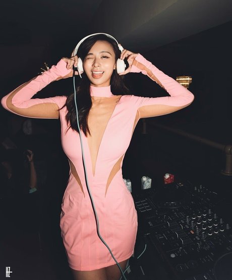 west tung onlyfans pictures