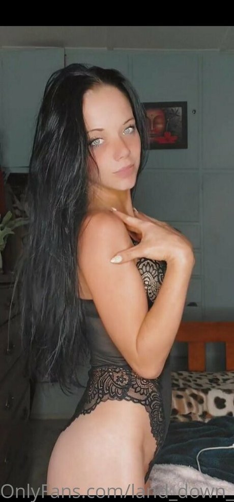 land down under gal onlyfans model