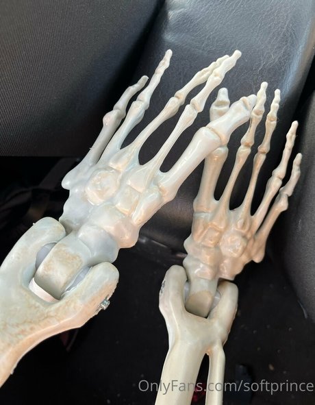 Icedmelontt onlyfans free content