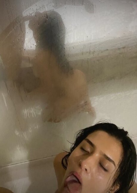 Jessica Usuga onlyfans pics leaked