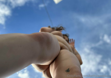 bettywoopxxx onlyfans nudes