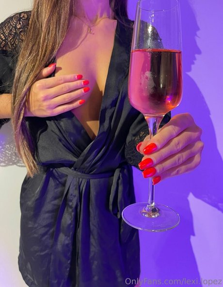 lexi lopez onlyfans leak fuck