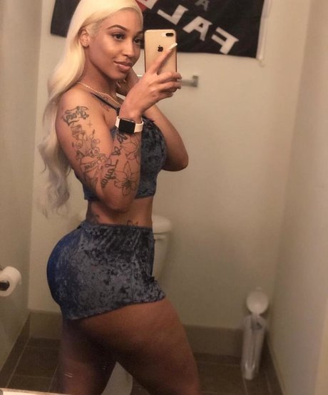 Shethickyyy onlyfans leaks