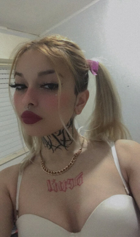 Alaskanebraska13 onlyfans nudes leak