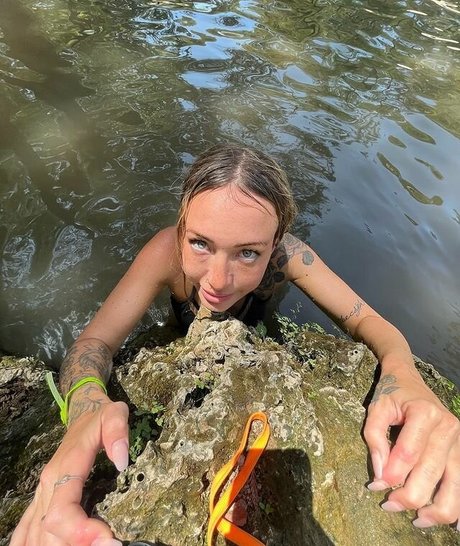 rachelelizabethx0 onlyfans nude photos