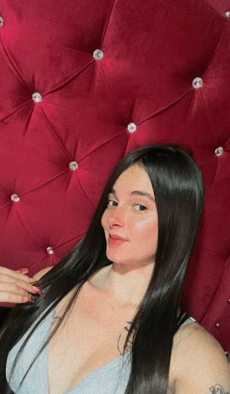 Lucyy tayy onlyfans content leaked