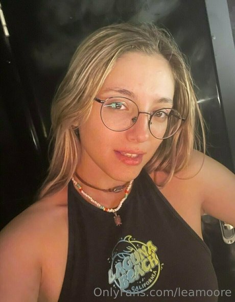leamoore onlyfans star