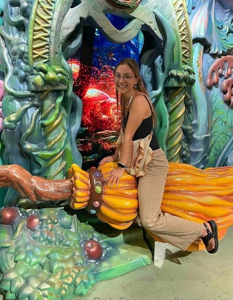 leamoore nudes leaked onlyfans