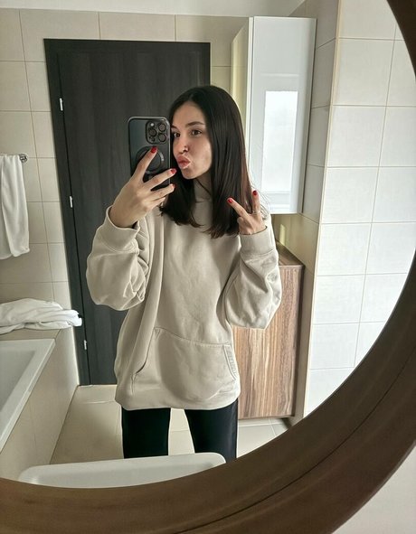 KiraFemmeFatal new onlyfans leaks