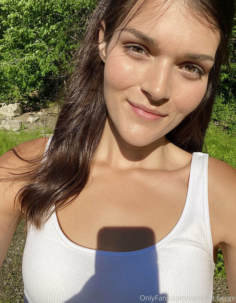 Vanessa Berge onlyfans nude porn