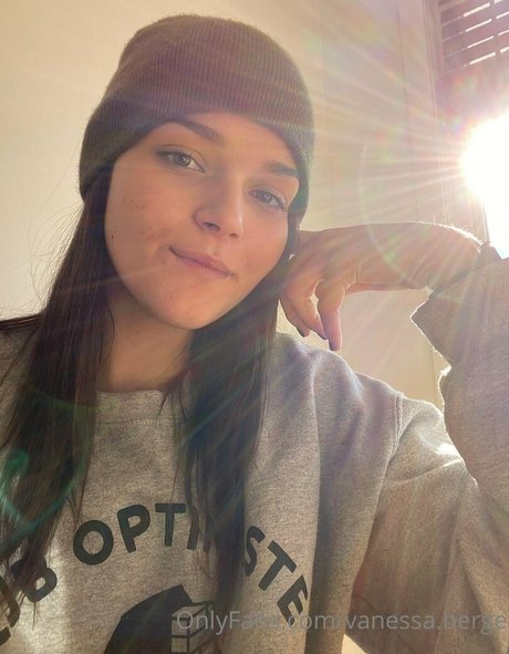 Vanessa Berge onlyfans model images