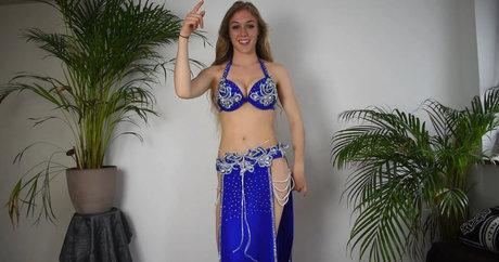 Belly Dancer Lisa onlyfans model