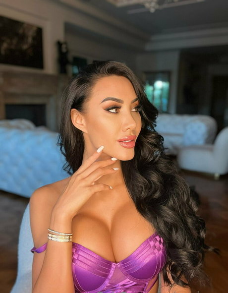 corrieyee nudes onlyfans