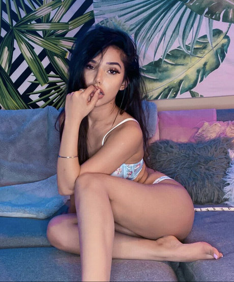 Kashman Bains onlyfans tits