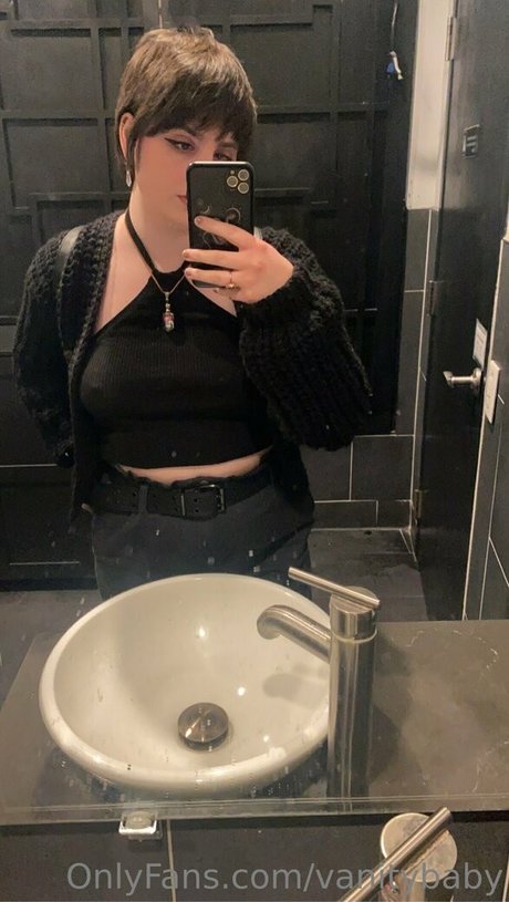 vanitybaby onlyfans leaked pics