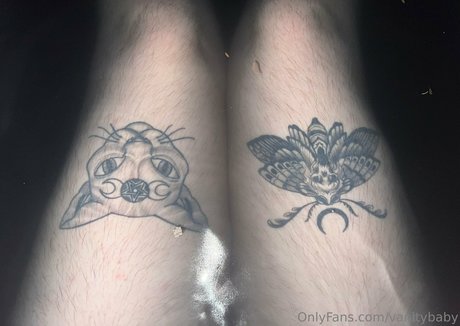 vanitybaby onlyfans nude photos