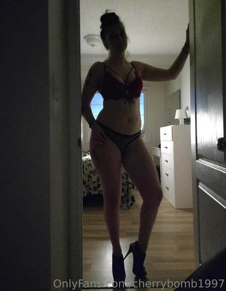 dreadfuldesire tits onlyfans