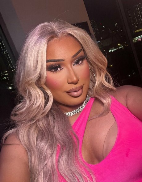 Alexistheedoll onlyfans leak sex