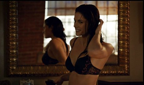 Missy Peregrym onlyfans leaks.