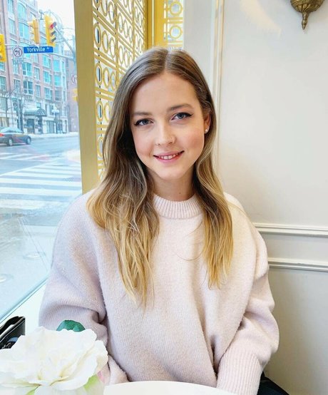 Maya V Henry only fans sex