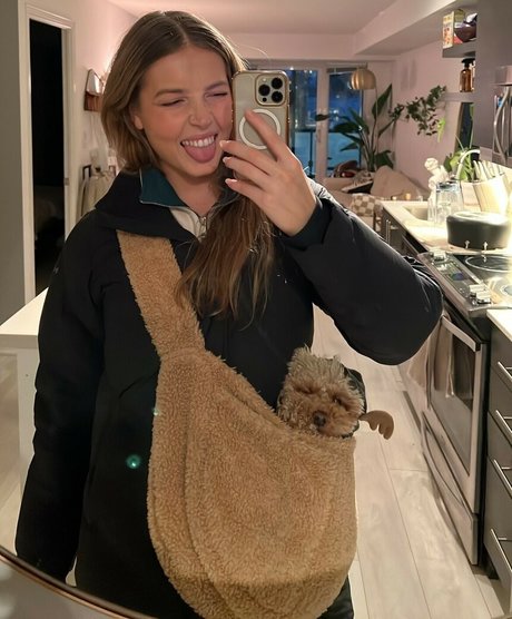 Maya V Henry naked onlyfans leaked