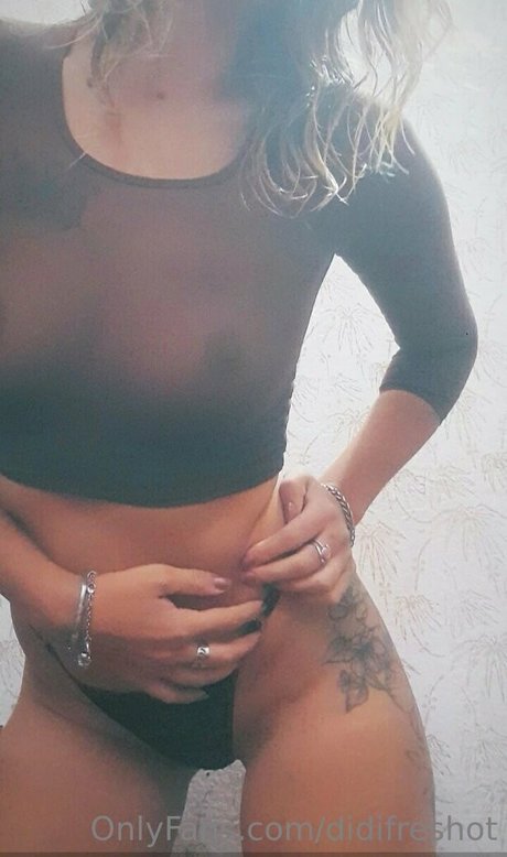 didifreshot onlyfans striptease