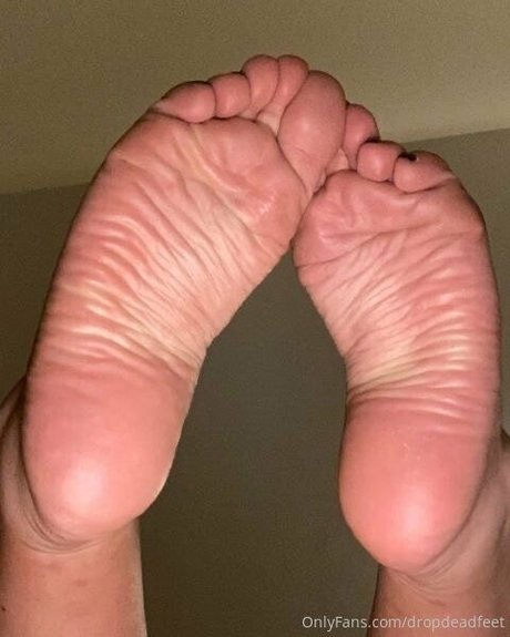 dropdeadfeet onlyfans de