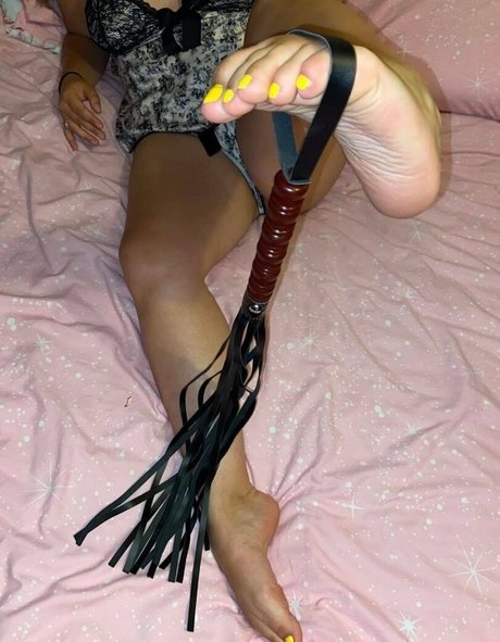 dropdeadfeet onlyfans leaks porn