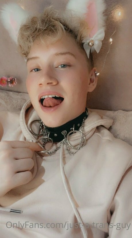 just a trans guy only fans nude leaks