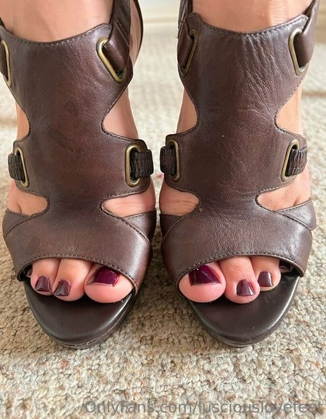 lusciouslovefeet leaked onlyfans pics