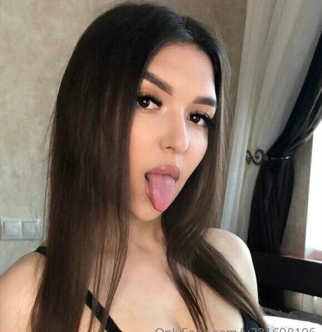 katrin shamber onlyfans striptease