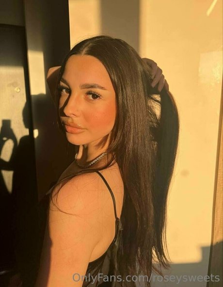 roseysweets xxx onlyfans