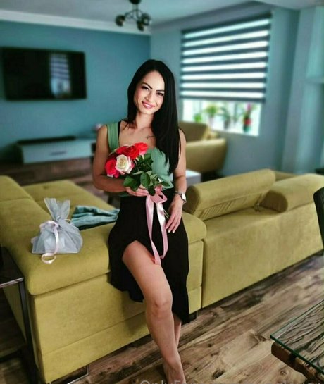 avaglover onlyfans leaked.