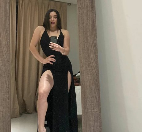 Daniela Flores onlyfans sex leaked