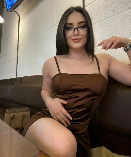 Daniela Flores onlyfans