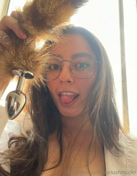 zoelushmodel porn onlyfans