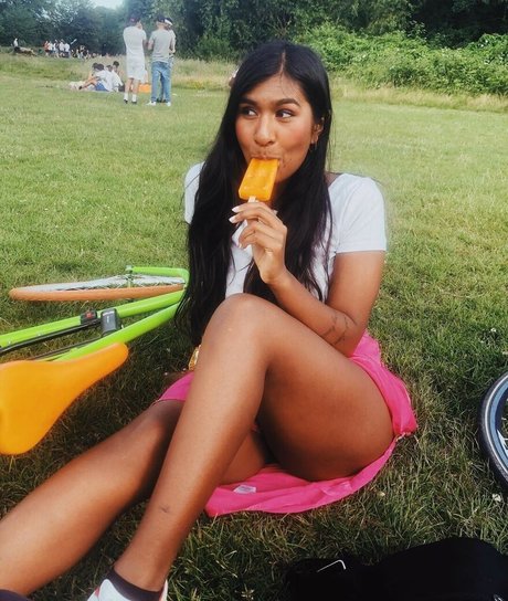 Ash Sarkar nude onlyfans