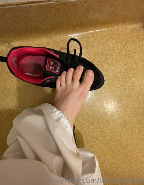 toesonglitter nude only fans