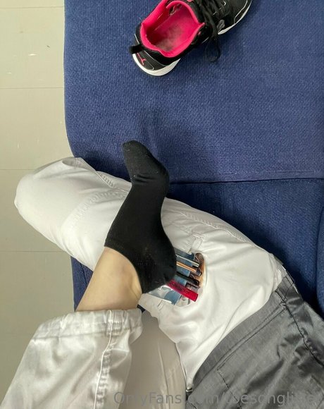 toesonglitter onlyfans sex leaked