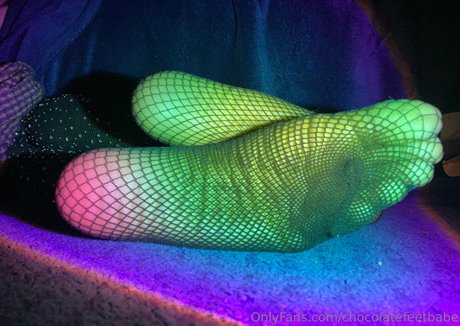 chocolatefeetbabe only fans content