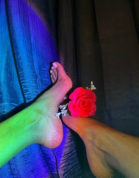 chocolatefeetbabe onlyfans leaka