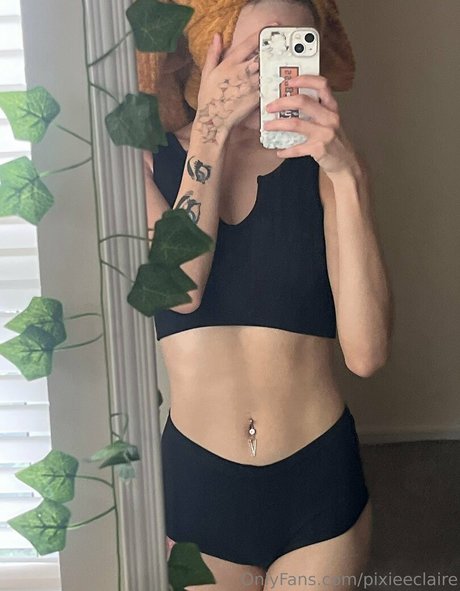 pixieeclaire onlyfans nude content