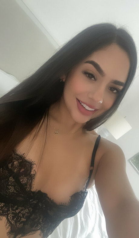 emsexylips onlyfans hot